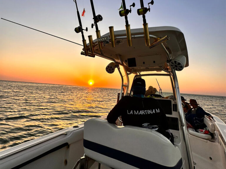 atardecer en lancha en Santa Marta